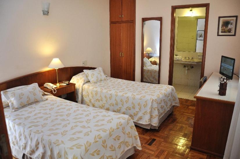 Hotel Los Cedros Сальто Экстерьер фото